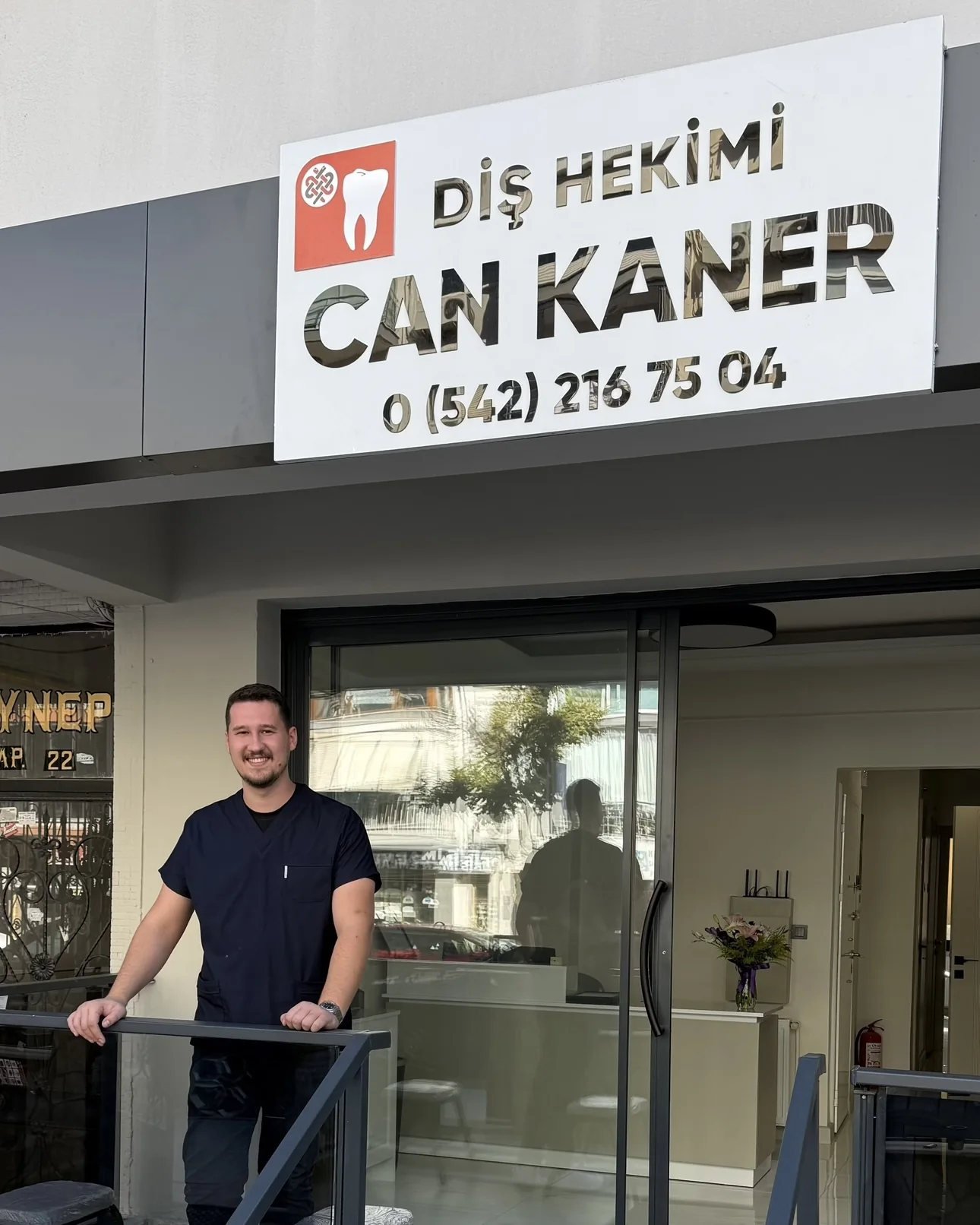 Diş Hekimi Can Kaner